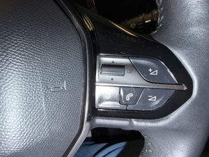Peugeot 308 SWActive Pack BlueHDi 130 S&S MAN - Foto 17