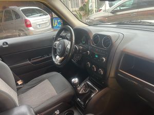 Jeep Patriot 2.2 CRDI   - Foto 16