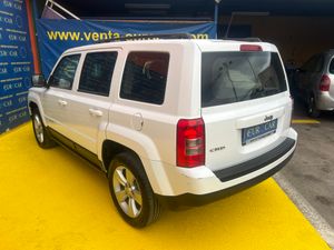 Jeep Patriot 2.2 CRDI   - Foto 27