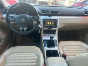 Volkswagen Passat 2.0 TDI   - Foto 15