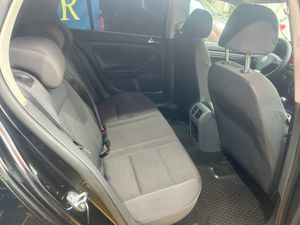 Volkswagen Golf 1.6 I   - Foto 23