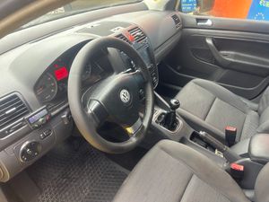 Volkswagen Golf 1.6 I   - Foto 11