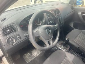 Volkswagen Polo 1.4 TDI   - Foto 12
