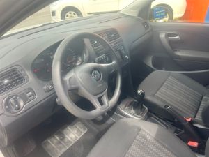 Volkswagen Polo 1.4 TDI   - Foto 13