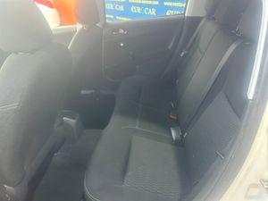 Peugeot 208 1.6 HDI   - Foto 15