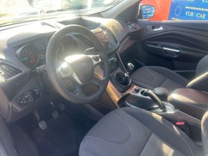 Ford Kuga 1.5 I   - Foto 11