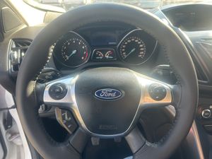 Ford Kuga 1.5 I   - Foto 9