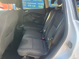 Ford Kuga 1.5 I   - Foto 14