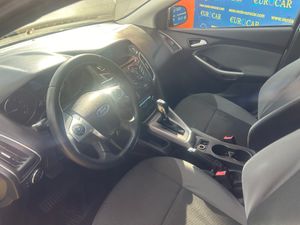 Ford Focus 1.6 I AUT   - Foto 12