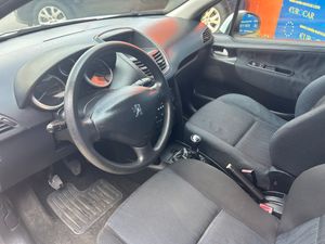 Peugeot 207 1.4 HDI   - Foto 11