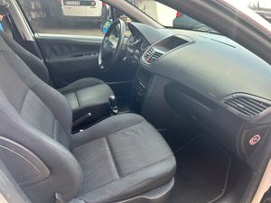 Peugeot 207 1.4 HDI   - Foto 20