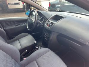 Peugeot 207 1.4 HDI   - Foto 19