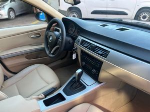 BMW Serie 3 320 D AUT   - Foto 18