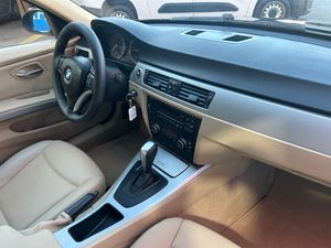 BMW Serie 3 320 D AUT   - Foto 17