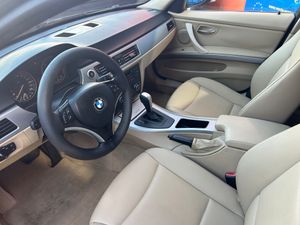 BMW Serie 3 320 D AUT   - Foto 11