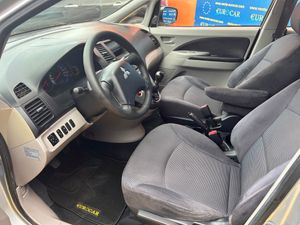 Mitsubishi Grandis 2.0 CRDI   - Foto 12