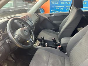 Volkswagen Tiguan 2.0 TDI   - Foto 12