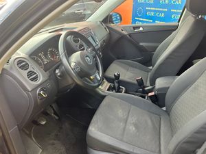 Volkswagen Tiguan 2.0 TDI   - Foto 13