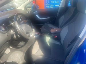 Peugeot 308 2.0 HDI   - Foto 4