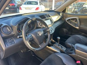 Toyota Rav4 2.0 I AUT   - Foto 11