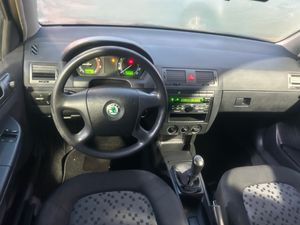 Skoda Fabia 1.2 I   - Foto 13