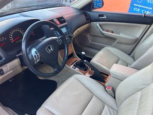 Honda Accord 2.0 CDRI   - Foto 12