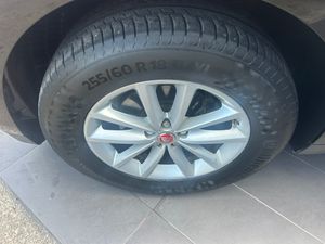 Jaguar F-Pace 2.0 D   - Foto 18