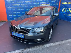 Skoda Superb 2.0 TDI   - Foto 3