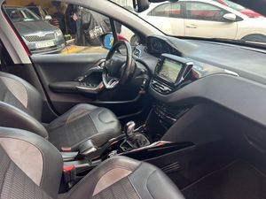 Peugeot 2008 1.2 PURETECH   - Foto 23