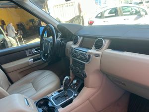 Land-Rover Discovery 3.0 DID V6   - Foto 28