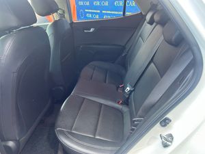 Kia Stonic 1.2 I   - Foto 19