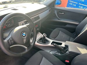 BMW Serie 3 320 D   - Foto 10