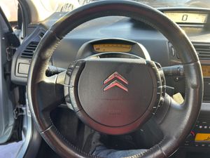 Citroën C4 1.6 I AUT   - Foto 10