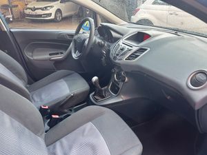 Ford Fiesta 1.3 I   - Foto 23