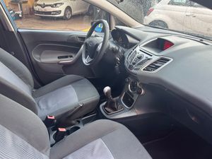 Ford Fiesta 1.3 I   - Foto 22