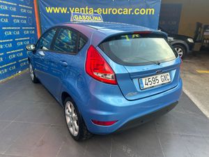 Ford Fiesta 1.3 I   - Foto 31