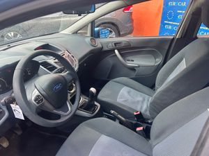Ford Fiesta 1.3 I   - Foto 13
