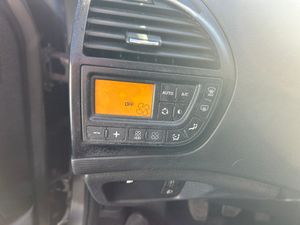 Citroën Grand C4 Picasso 1.6 HDI   - Foto 11