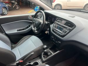 Hyundai i20 1.3 I   - Foto 22
