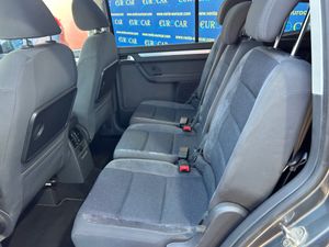 Volkswagen Touran 1.6 TDI   - Foto 18