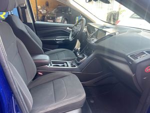 Ford Kuga 1.5 DCI   - Foto 26