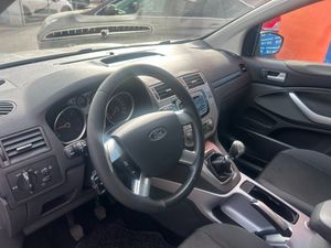 Ford Kuga 2.0 TDCI   - Foto 12