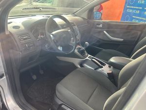 Ford Kuga 2.0 TDCI   - Foto 16