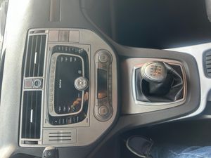 Ford Kuga 2.0 TDCI   - Foto 10