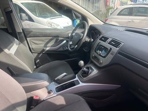 Ford Kuga 2.0 TDCI   - Foto 23