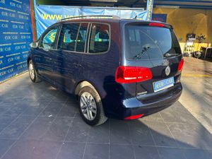 Volkswagen Touran 1.6 TDI   - Foto 35
