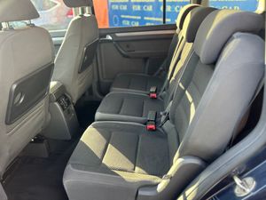 Volkswagen Touran 1.6 TDI   - Foto 17