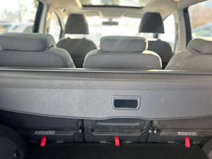 Volkswagen Touran 1.6 TDI   - Foto 28
