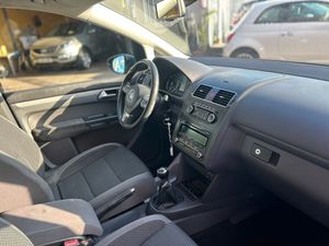 Volkswagen Touran 1.6 TDI   - Foto 22