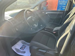 Volkswagen Touran 1.6 TDI   - Foto 16